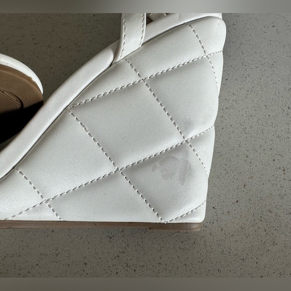 Lulus Wedge Sandal - Picture 5 of 5